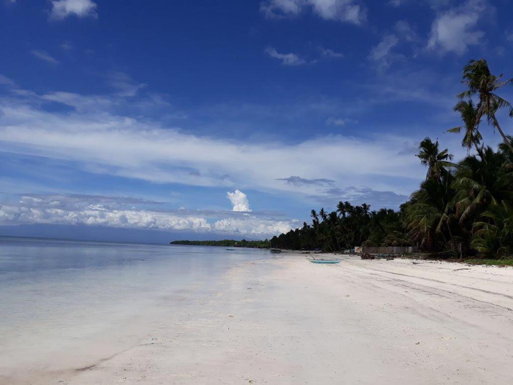 Charisma Beach Resort Siquijor Eksteriør billede